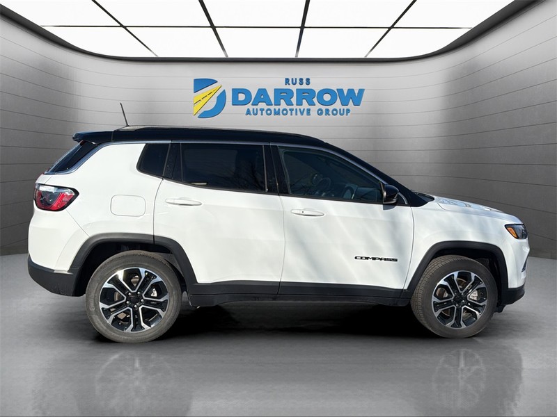 Jeep Compass Vehicle Full-screen Gallery Image 6