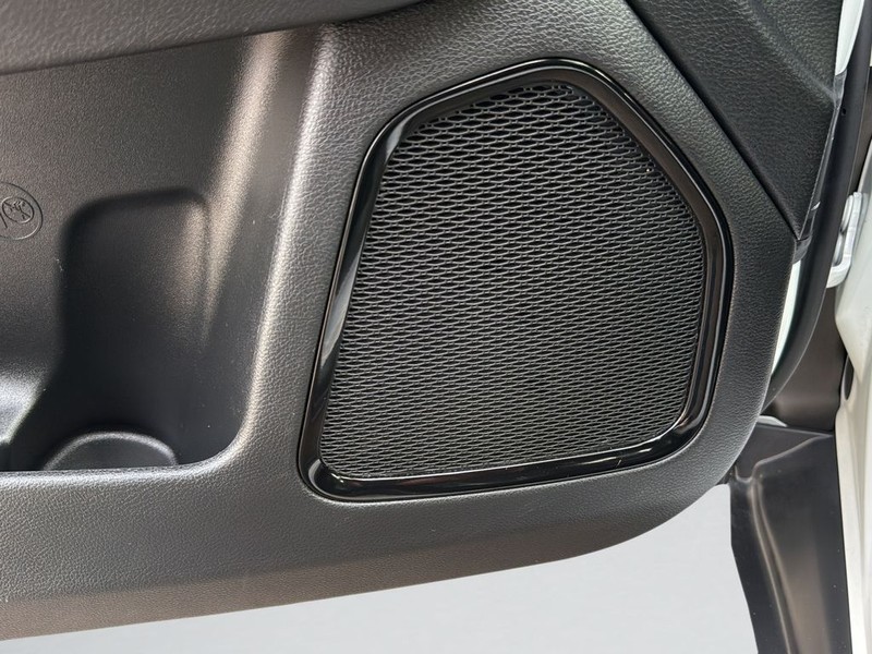 Jeep Compass Vehicle Full-screen Gallery Image 25