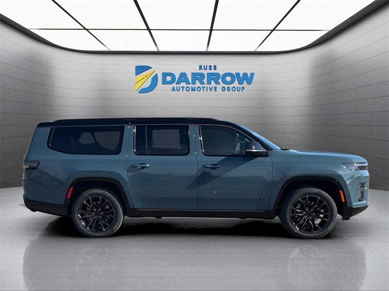 Jeep Grand Wagoneer L Vehicle Full-screen Gallery Image 6