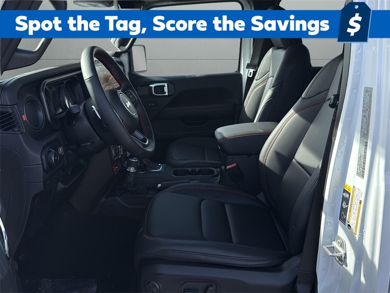 Jeep Wrangler Vehicle Full-screen Gallery Image 10