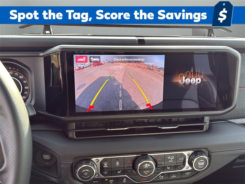 Jeep Wrangler Vehicle Full-screen Gallery Image 23