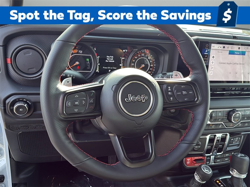 Jeep Wrangler Vehicle Full-screen Gallery Image 25