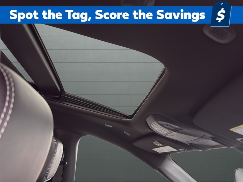 Chrysler Pacifica Vehicle Full-screen Gallery Image 16