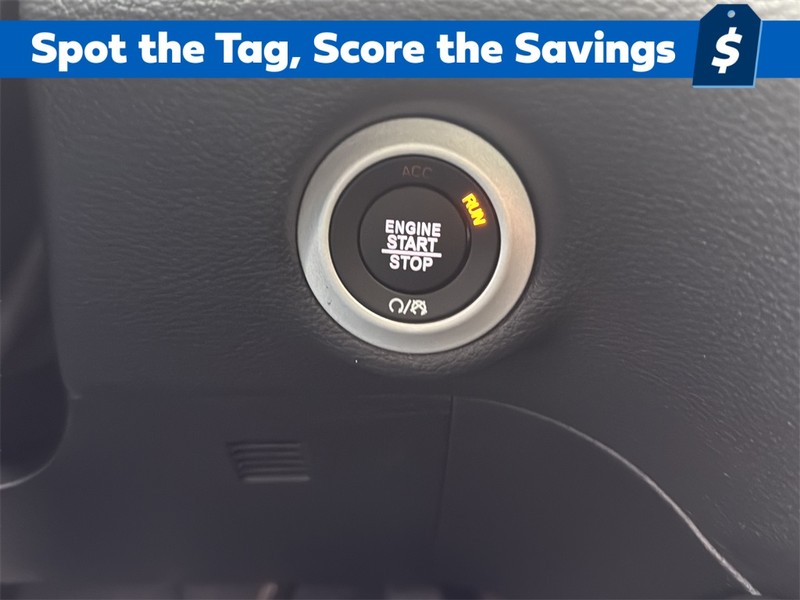 Chrysler Pacifica Vehicle Full-screen Gallery Image 20