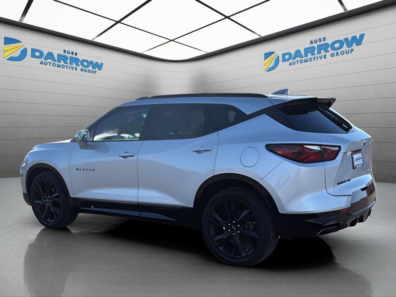 Chevrolet Blazer Vehicle Full-screen Gallery Image 03