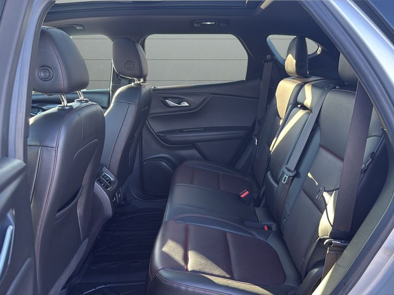 Chevrolet Blazer Vehicle Full-screen Gallery Image 17