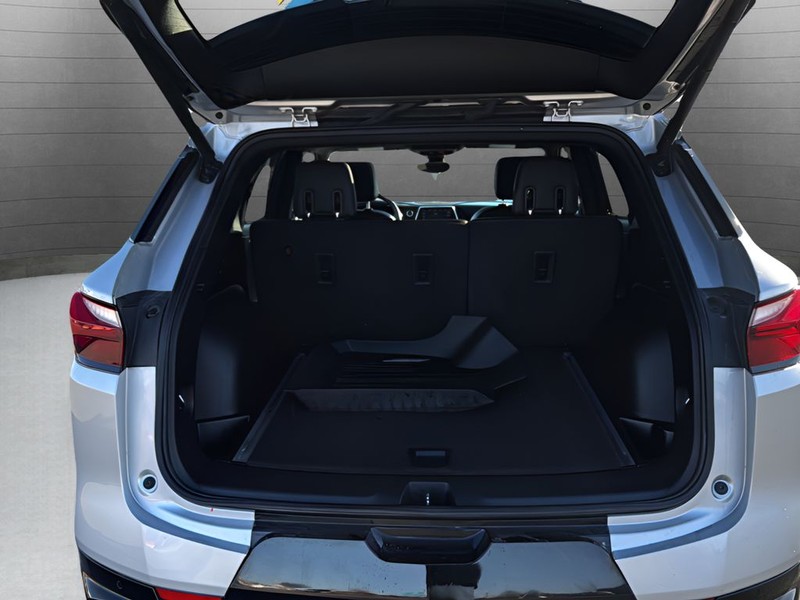 Chevrolet Blazer Vehicle Full-screen Gallery Image 26