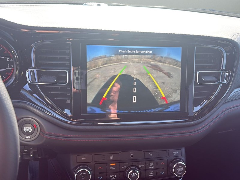 Dodge Durango Vehicle Full-screen Gallery Image 10