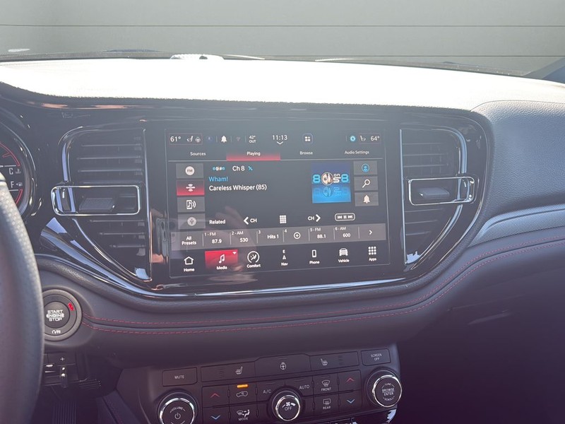 Dodge Durango Vehicle Full-screen Gallery Image 15