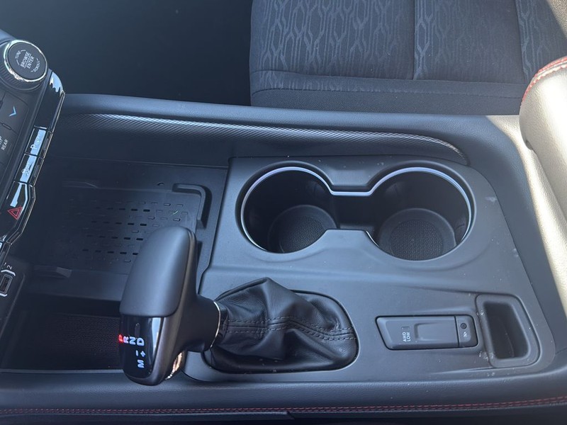 Dodge Durango Vehicle Full-screen Gallery Image 16