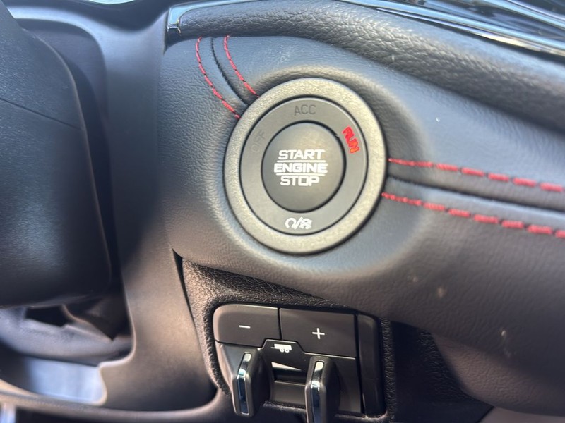 Dodge Durango Vehicle Full-screen Gallery Image 18