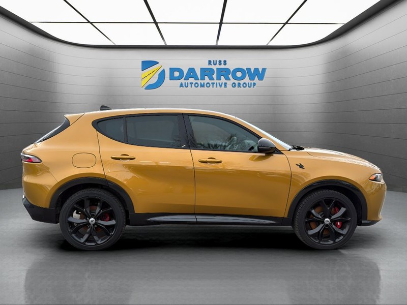 Dodge Hornet Vehicle Full-screen Gallery Image 6