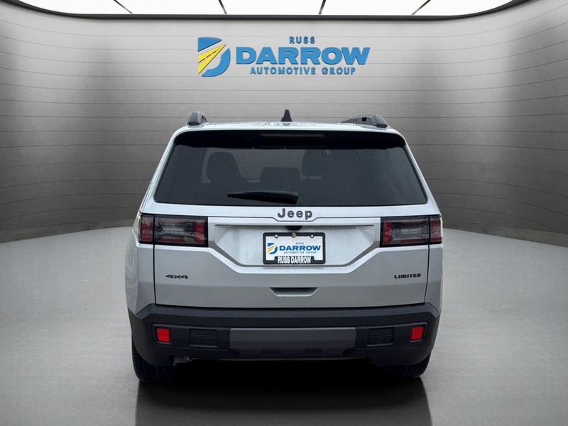 Jeep Cherokee Vehicle Full-screen Gallery Image 4