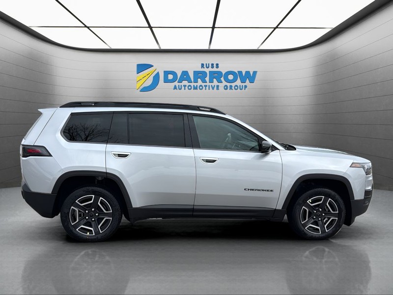 Jeep Cherokee Vehicle Full-screen Gallery Image 6