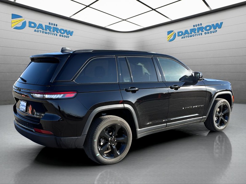 Jeep Grand Cherokee Vehicle Full-screen Gallery Image 5