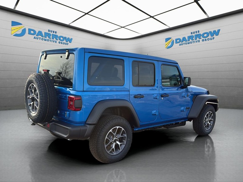 Jeep Wrangler Vehicle Full-screen Gallery Image 5