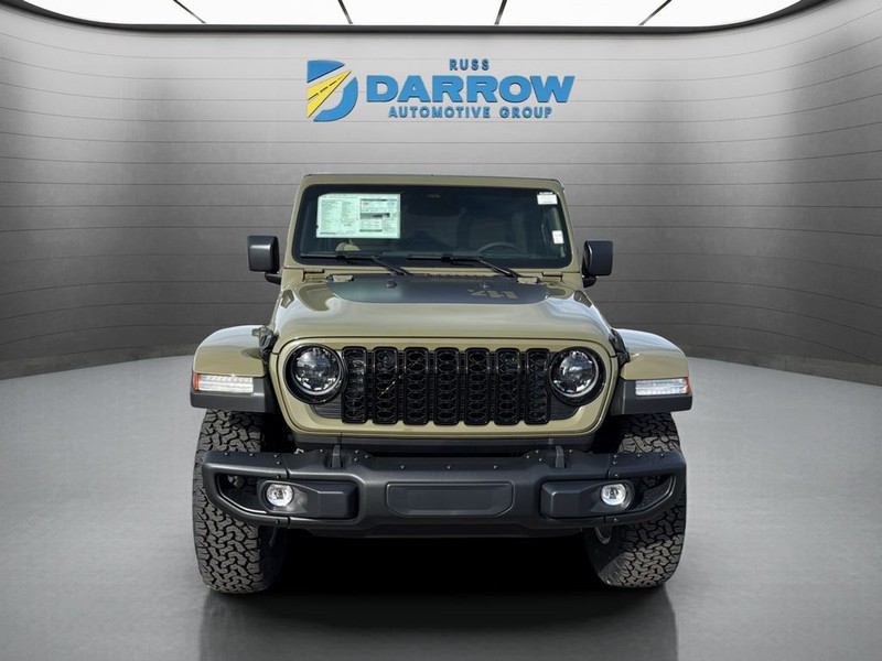 Jeep Wrangler Vehicle Full-screen Gallery Image 8