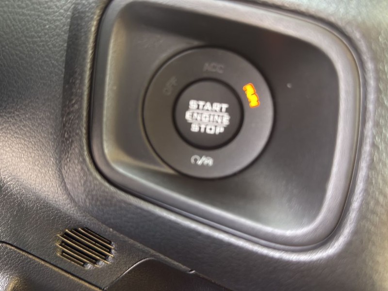 Jeep Wrangler Vehicle Full-screen Gallery Image 20