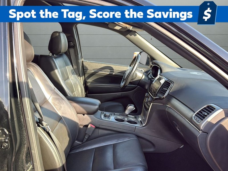 Jeep Grand Cherokee Vehicle Full-screen Gallery Image 15