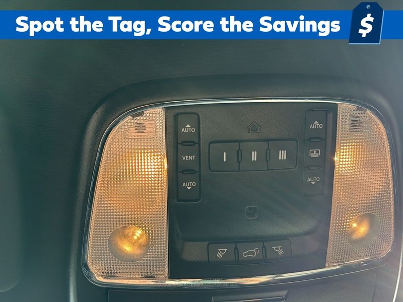 Jeep Grand Cherokee Vehicle Full-screen Gallery Image 25