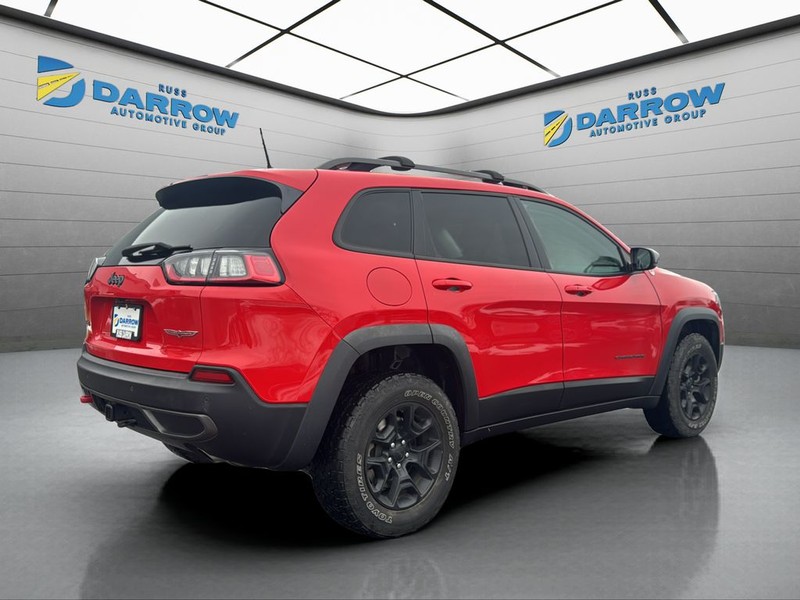 Jeep Cherokee Vehicle Full-screen Gallery Image 5