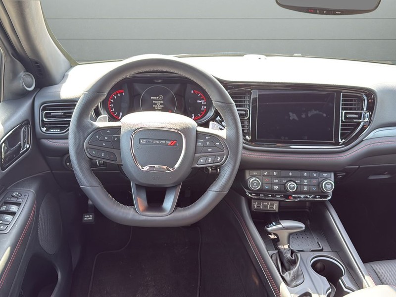 Dodge Durango Vehicle Full-screen Gallery Image 12