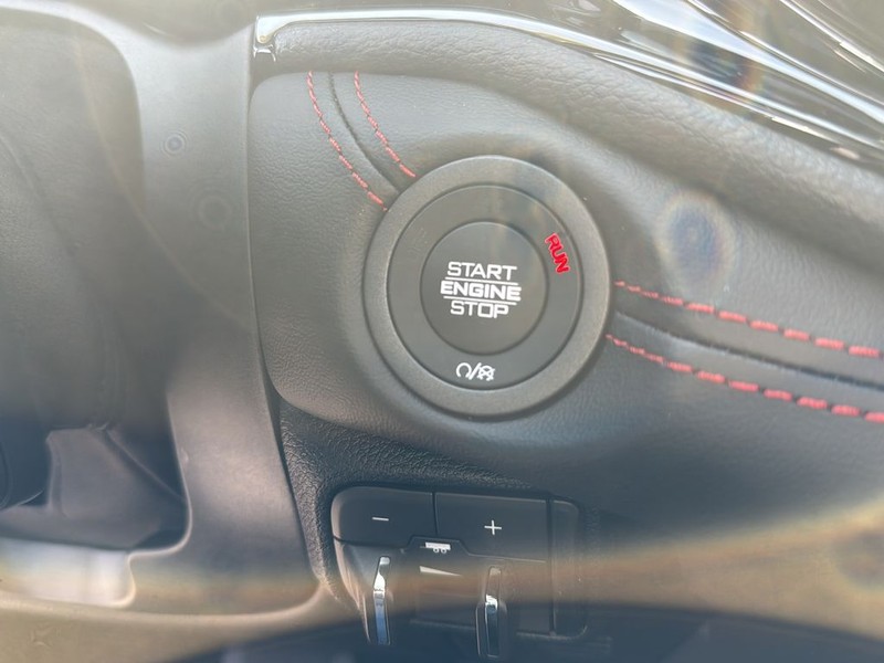 Dodge Durango Vehicle Full-screen Gallery Image 21