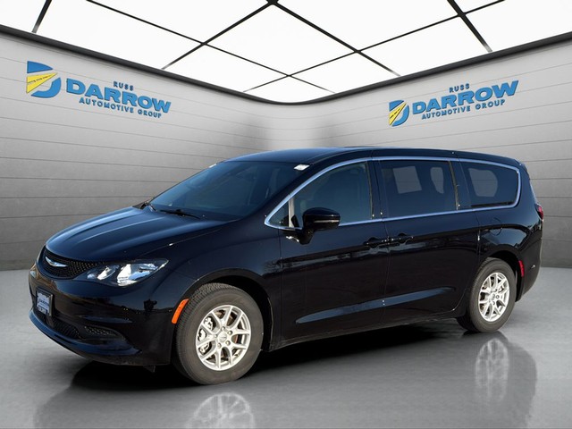 2025 Chrysler Voyager