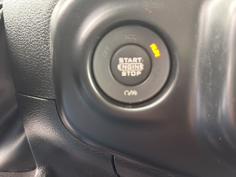 Jeep Gladiator Vehicle Full-screen Gallery Image 20