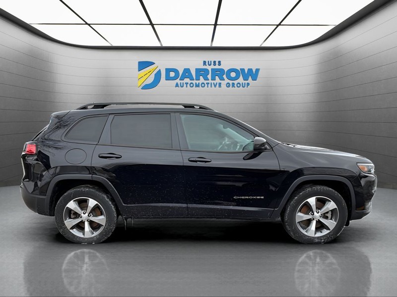 Jeep Cherokee Vehicle Full-screen Gallery Image 6