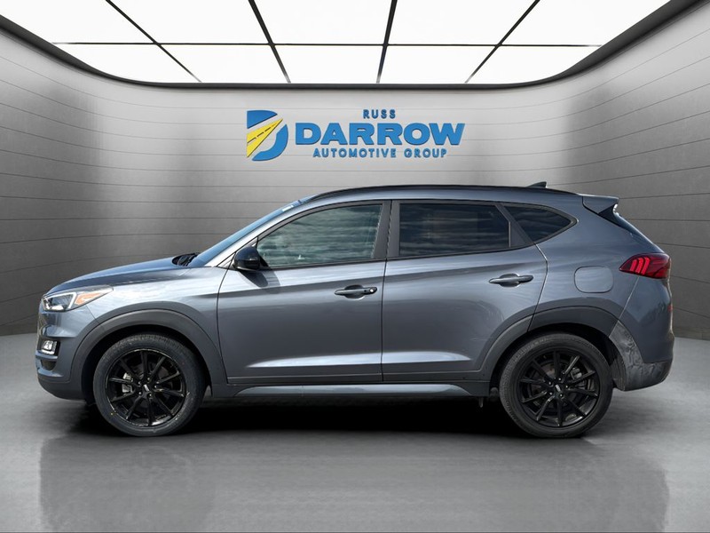 Hyundai Tucson Vehicle Full-screen Gallery Image 2