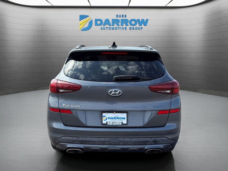 Hyundai Tucson Vehicle Full-screen Gallery Image 4