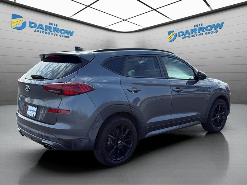 Hyundai Tucson Vehicle Full-screen Gallery Image 5