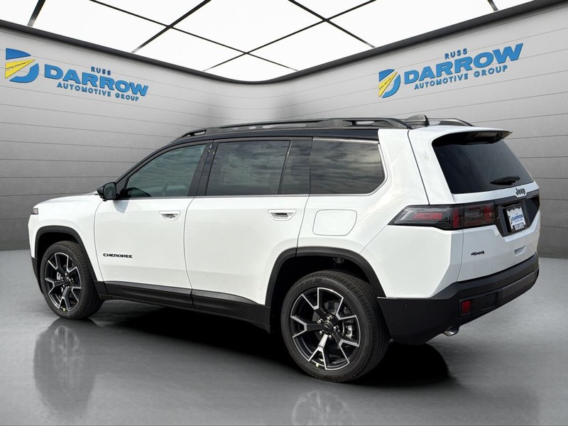 Jeep Cherokee Vehicle Full-screen Gallery Image 3