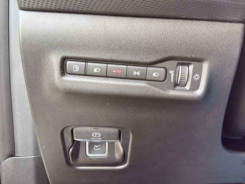 Jeep Cherokee Vehicle Full-screen Gallery Image 19