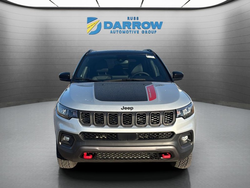 Jeep Compass Vehicle Full-screen Gallery Image 8