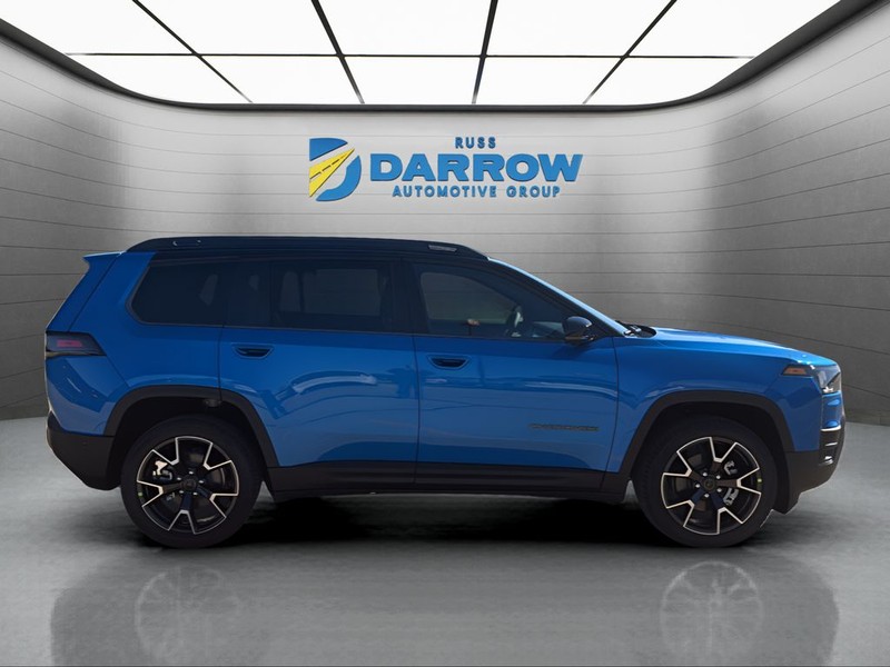 Jeep Cherokee Vehicle Full-screen Gallery Image 6