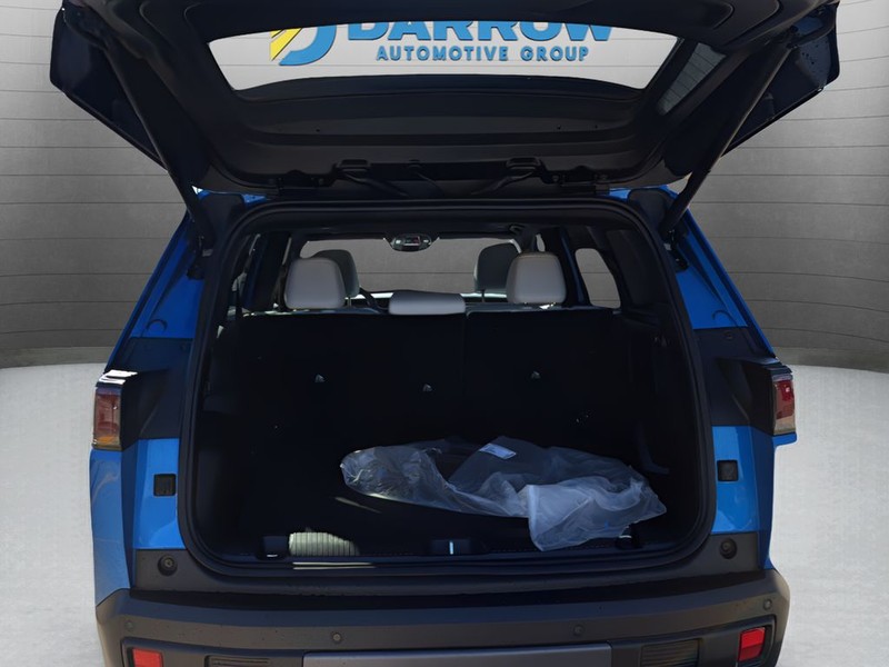 Jeep Cherokee Vehicle Full-screen Gallery Image 26