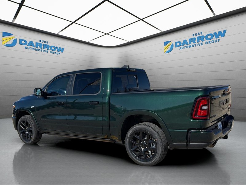 Ram 1500 Vehicle Full-screen Gallery Image 3