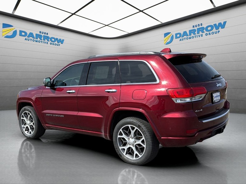 Jeep Grand Cherokee Vehicle Full-screen Gallery Image 3