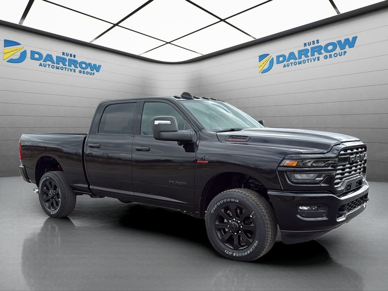 Ram 2500 Vehicle Full-screen Gallery Image 7