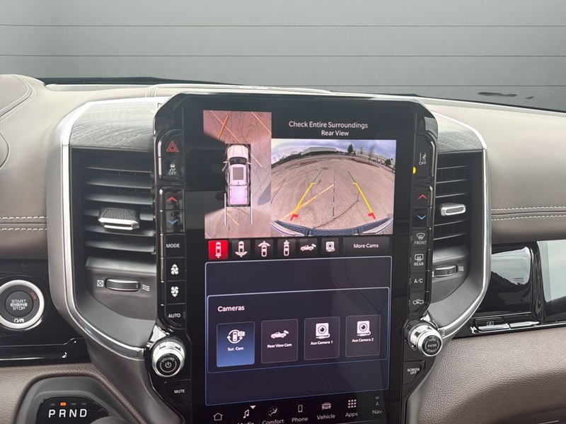 Ram 1500 Vehicle Full-screen Gallery Image 23