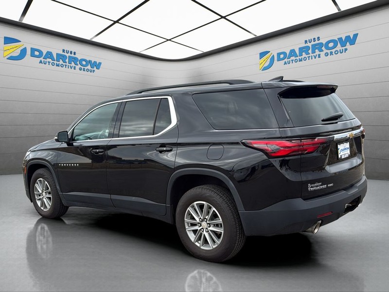 Chevrolet Traverse Vehicle Full-screen Gallery Image 3