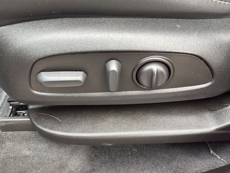 Chevrolet Traverse Vehicle Full-screen Gallery Image 25