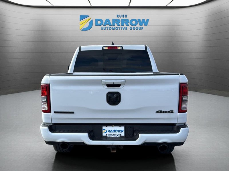 Ram 1500 Vehicle Full-screen Gallery Image 23