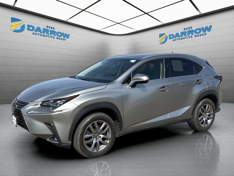 Lexus NX Vehicle Full-screen Gallery Image 19