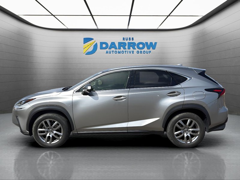 Lexus NX Vehicle Full-screen Gallery Image 20