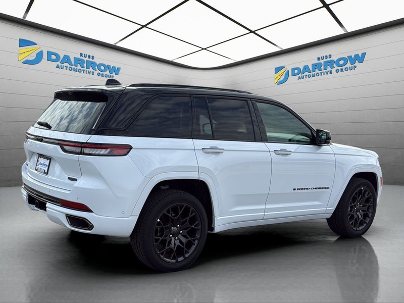 Jeep Grand Cherokee Vehicle Full-screen Gallery Image 5