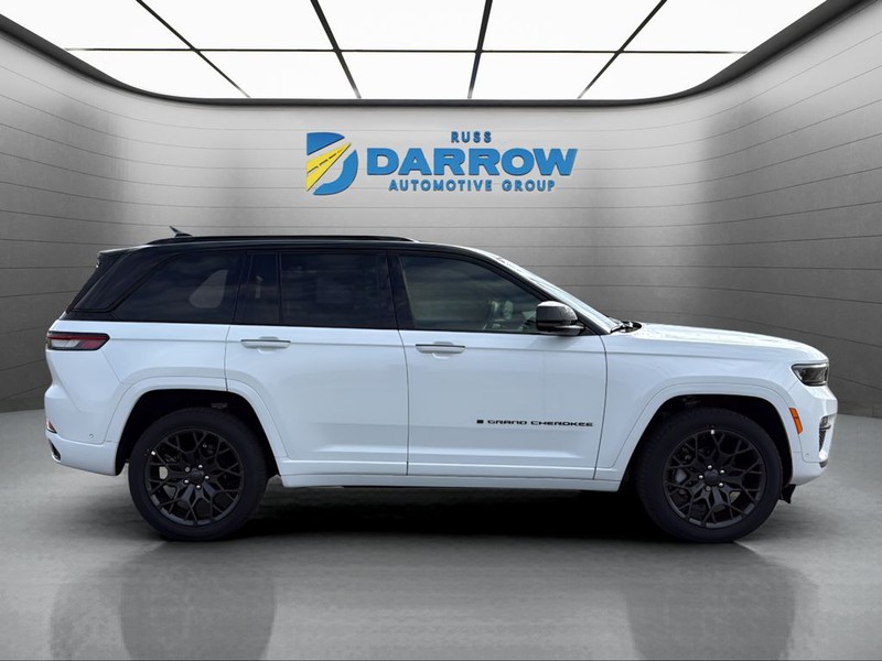 Jeep Grand Cherokee Vehicle Full-screen Gallery Image 6