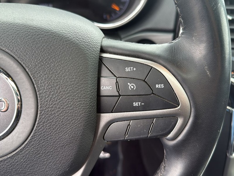 Jeep Grand Cherokee WK Vehicle Full-screen Gallery Image 20